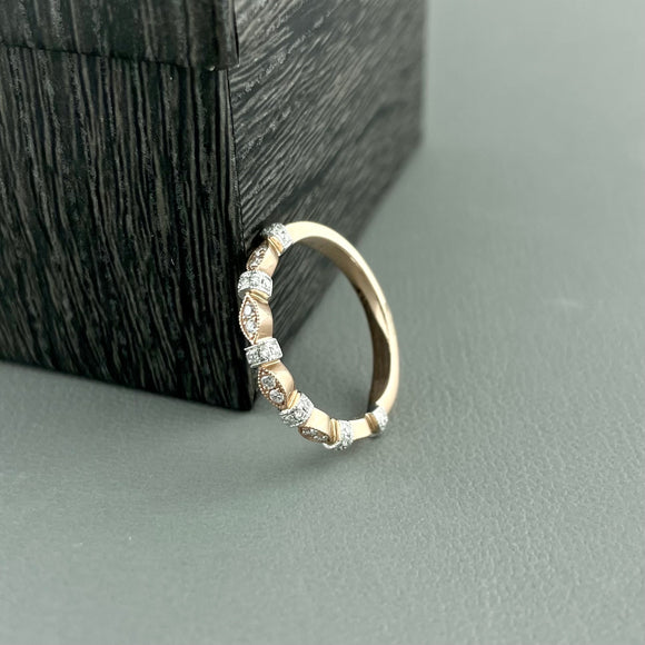 14kr/w Diamond Stackable Band