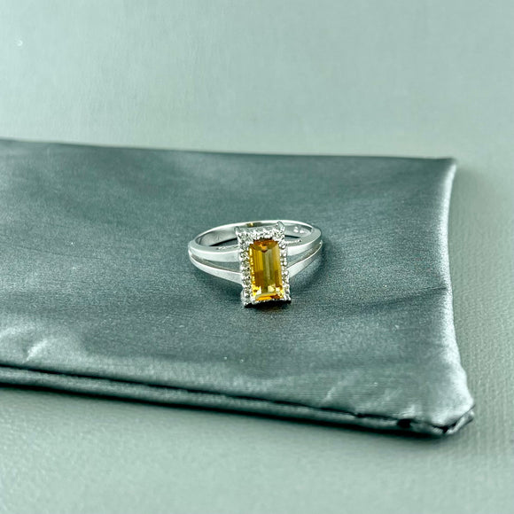 14kw Citrine & Diamond Ring